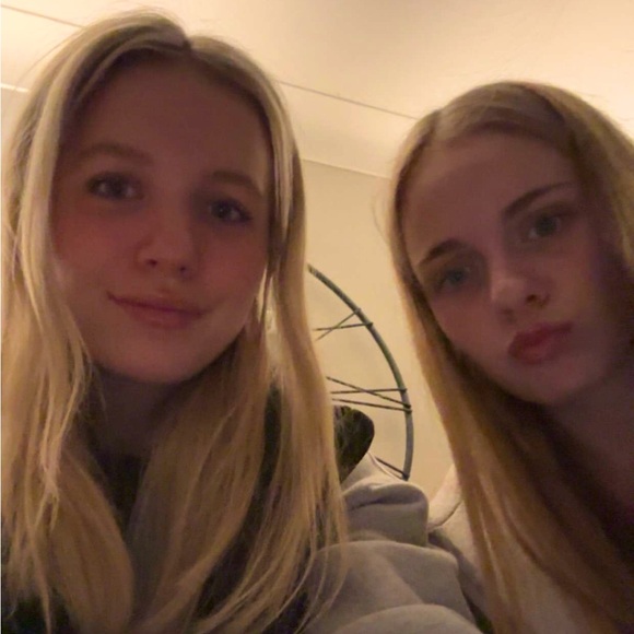 Meet your Posher, Addie - Picture 1 of 1